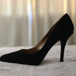 Elegant Black Women's Pumps